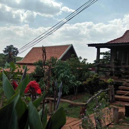 Ratanak Tep Rithea Homestay Banlung Exterior foto